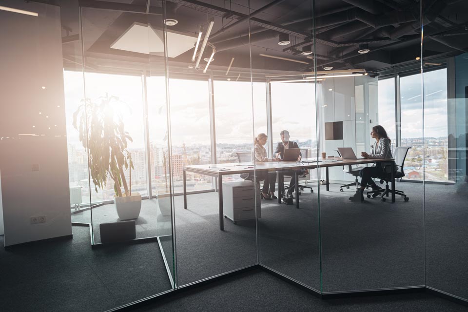 When Should a Business Hire a Private Investigator